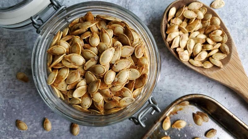 How to Store Pumpkin Seeds for Planting in 8 Steps