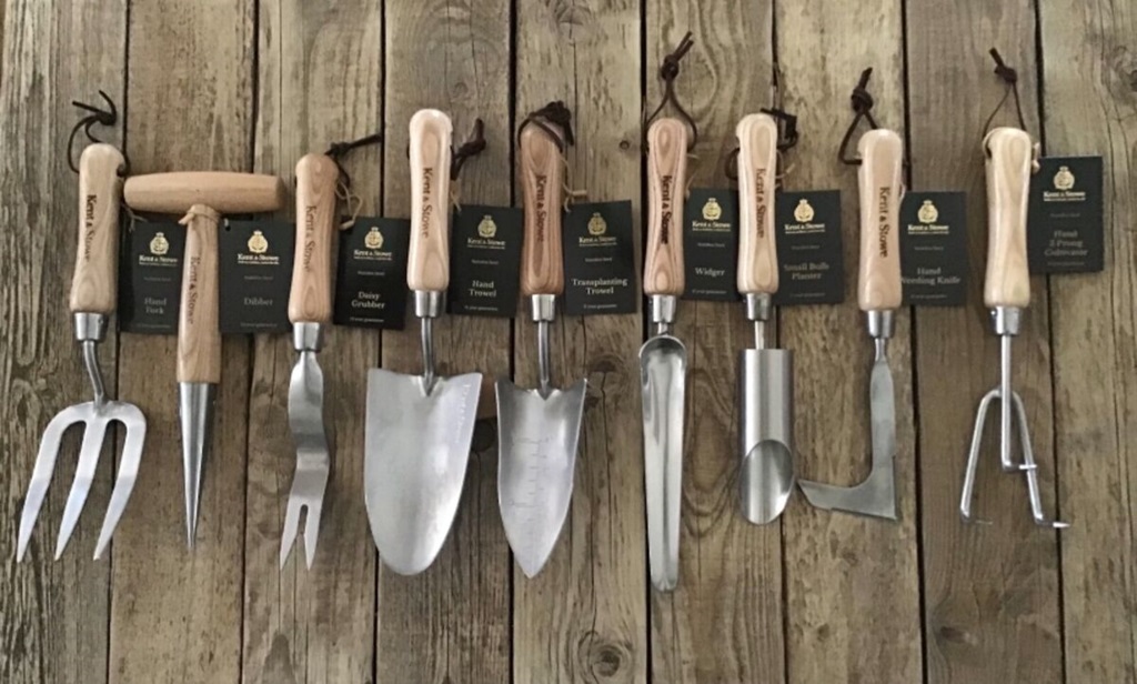 What is the best material for garden tools?